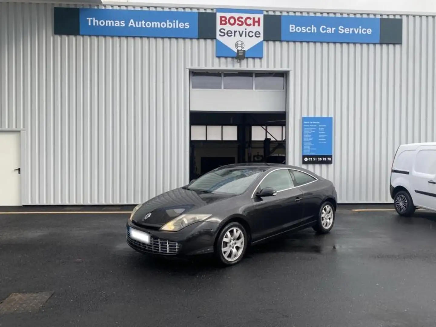 Renault Laguna 2.0 dCi 150ch Black Edition Noir - 1