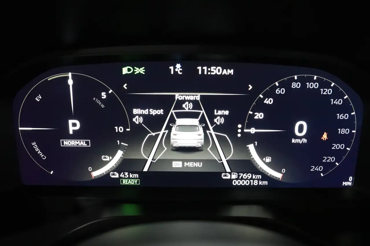 Mitsubishi Outlander снимка Mitsubishi Outlander