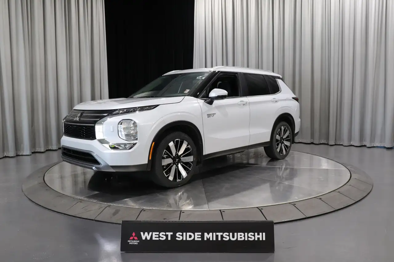 Mitsubishi Outlander снимка Mitsubishi Outlander