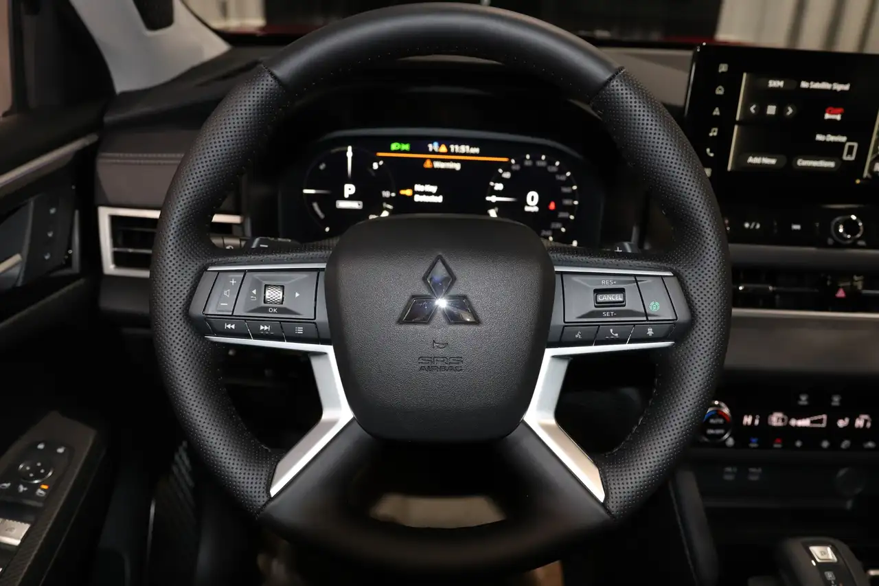Mitsubishi Outlander снимка Mitsubishi Outlander