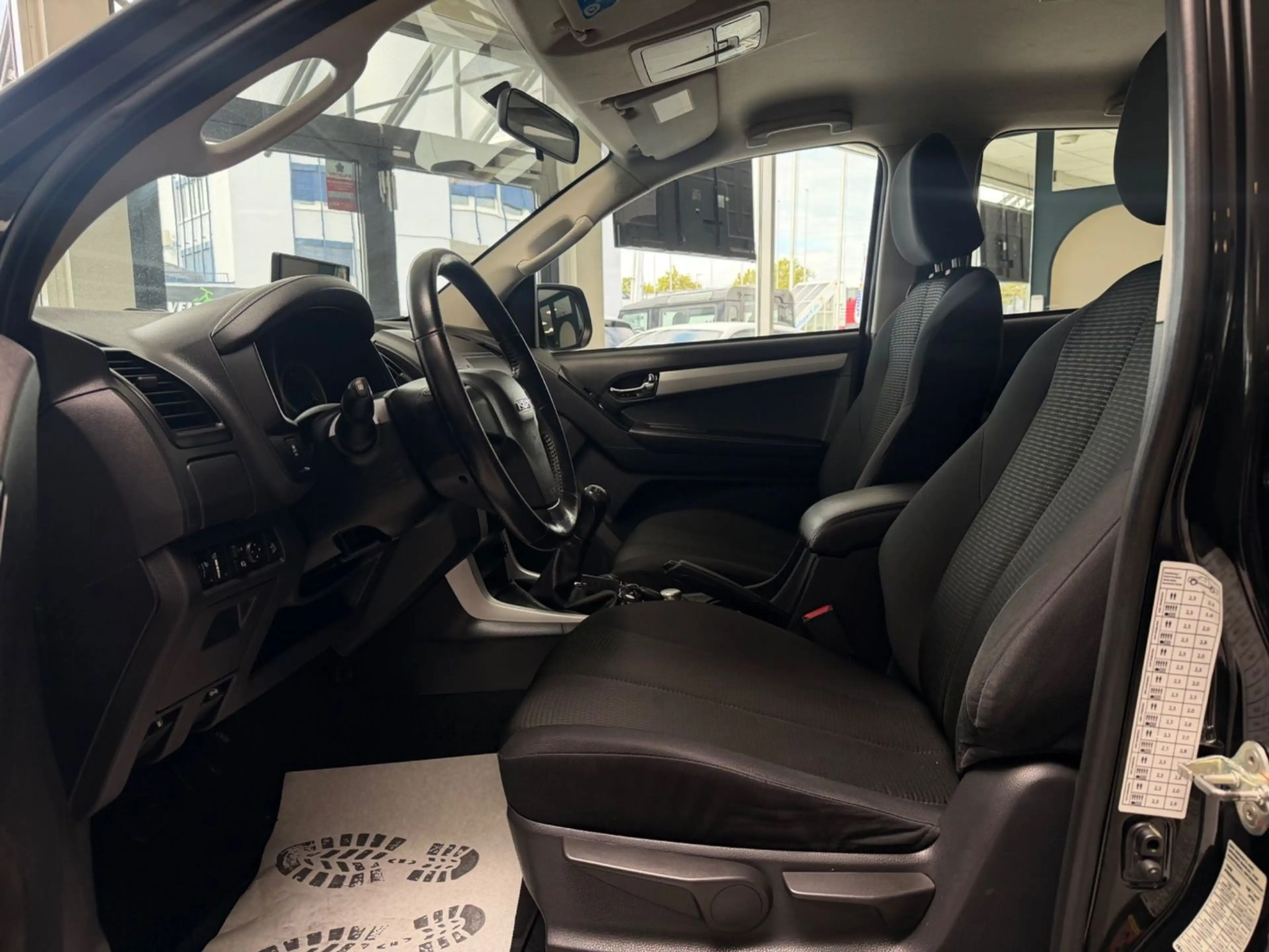 Isuzu D-Max 1,9 TD JÄGERUMBAU HARDTOP 5-SITZER AWD TOP — photo 20