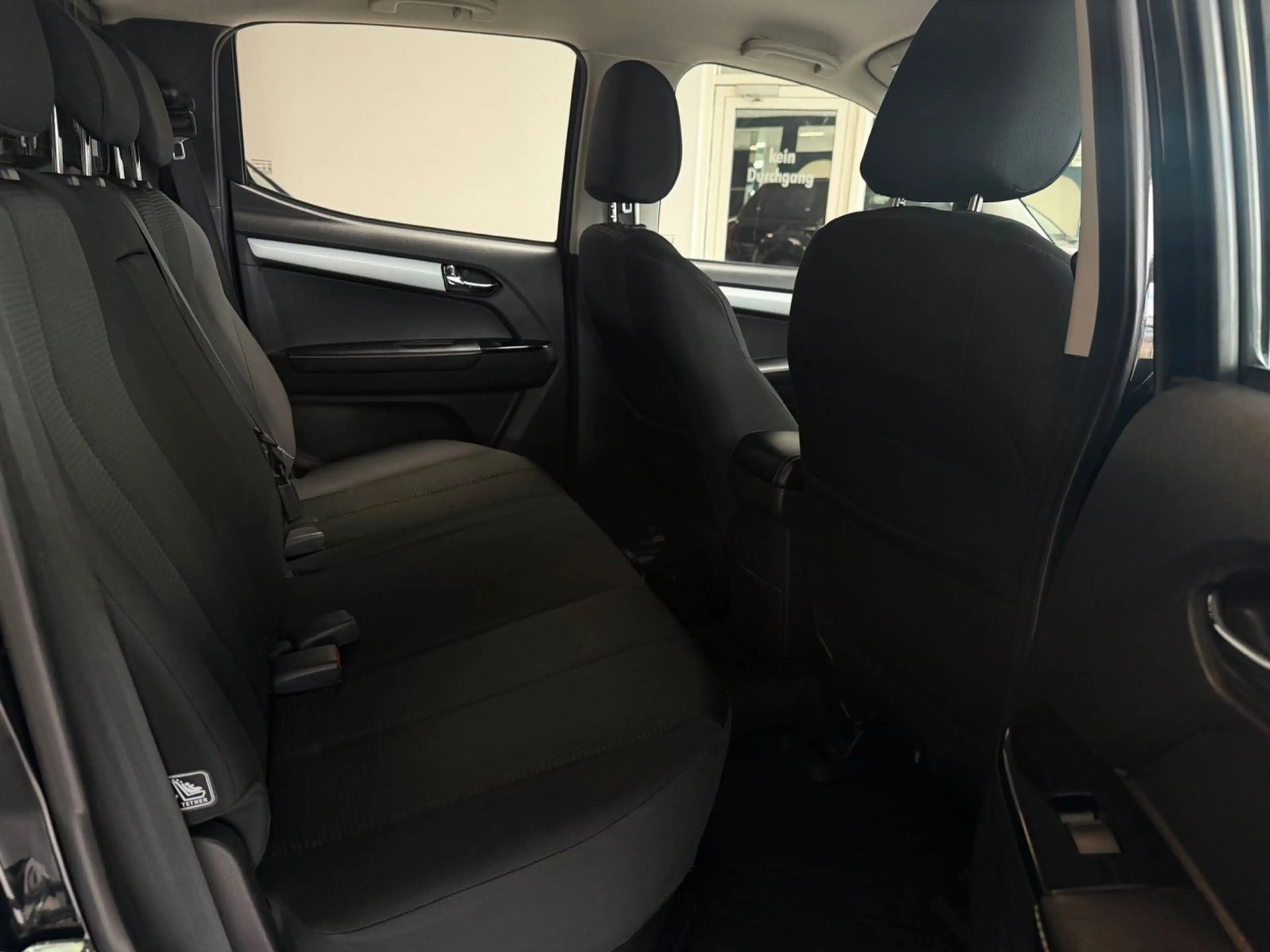 Isuzu D-Max 1,9 TD JÄGERUMBAU HARDTOP 5-SITZER AWD TOP — photo 11