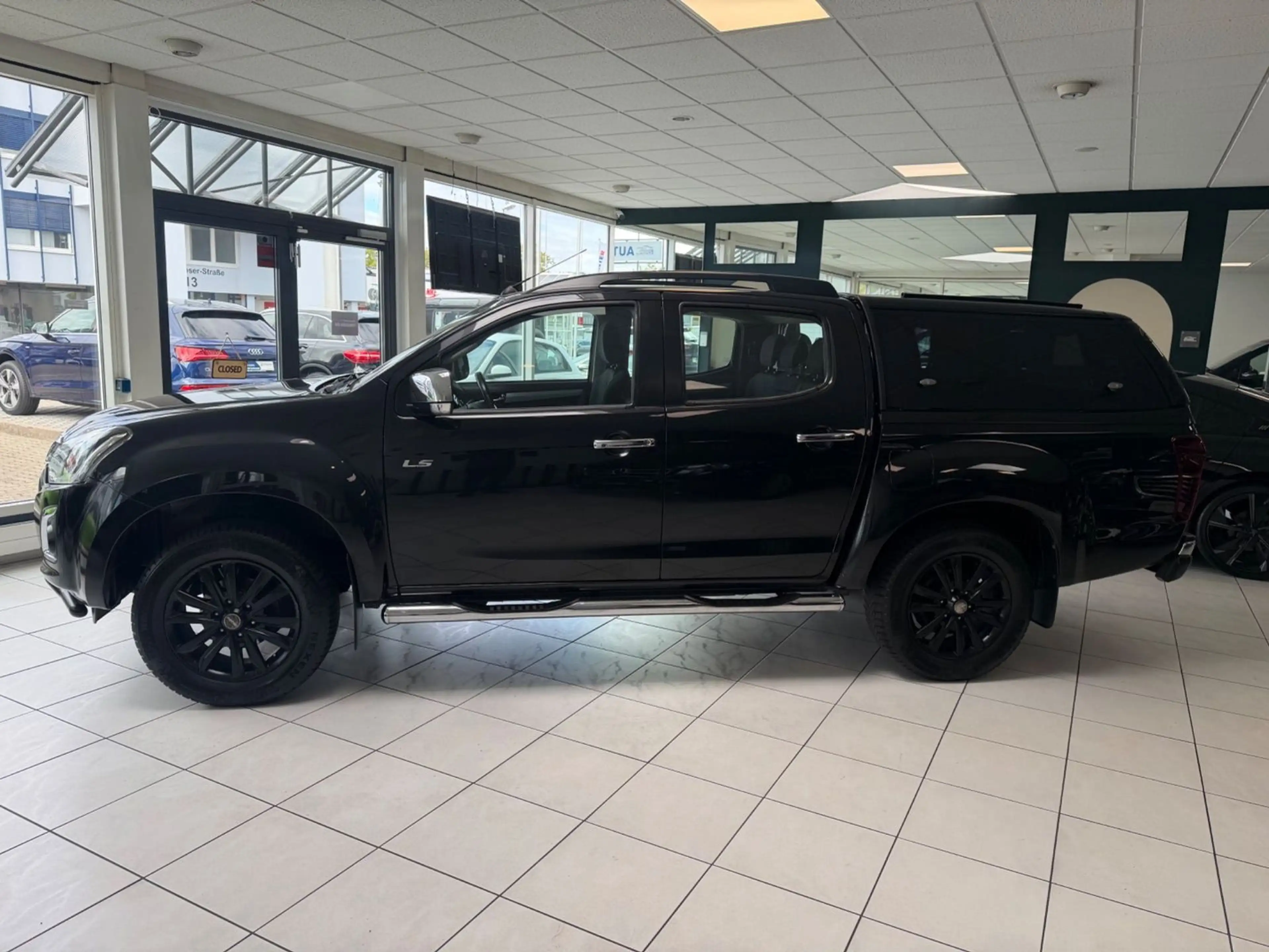 Isuzu D-Max 1,9 TD JÄGERUMBAU HARDTOP 5-SITZER AWD TOP — photo 8