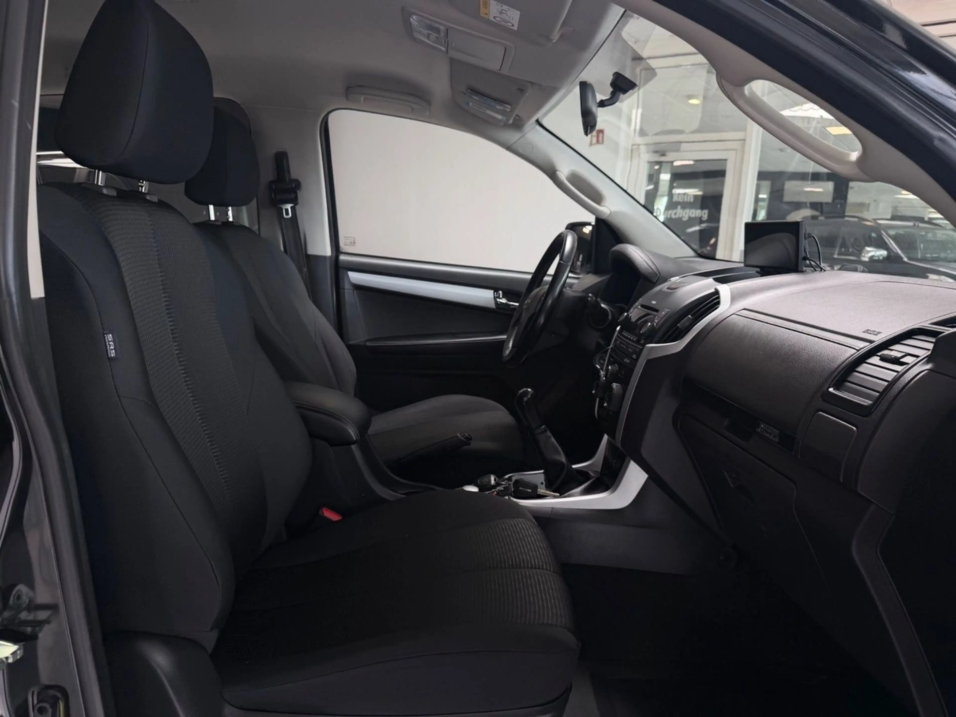 Isuzu D-Max 1,9 TD JÄGERUMBAU HARDTOP 5-SITZER AWD TOP — photo 18