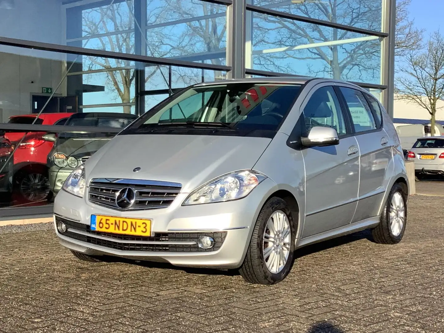 Mercedes-Benz A 160 Avantgarde, automaat, cruise, stoelverwarming Gris - 2