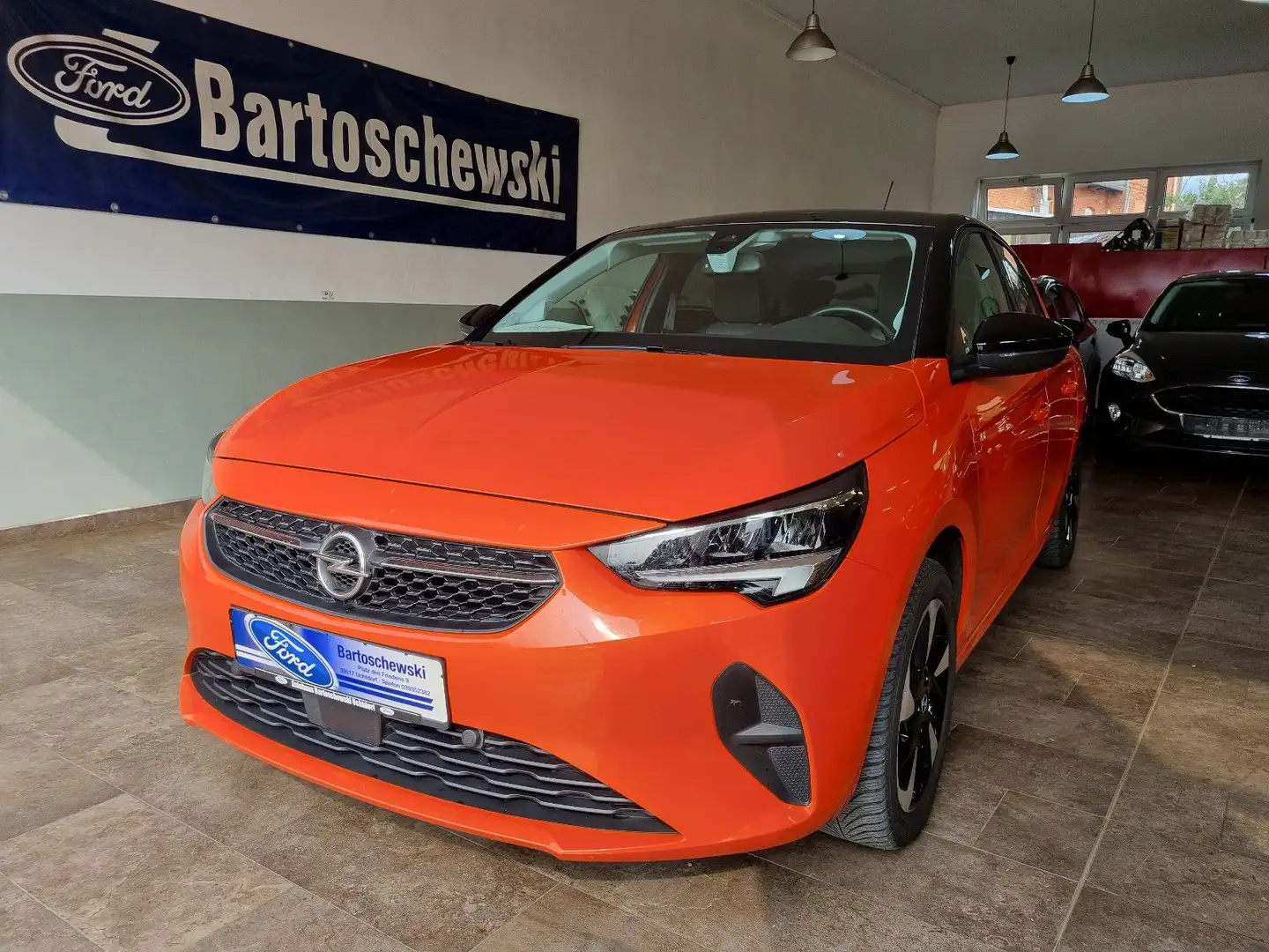 Opel Corsa F e Edition Orange - 2