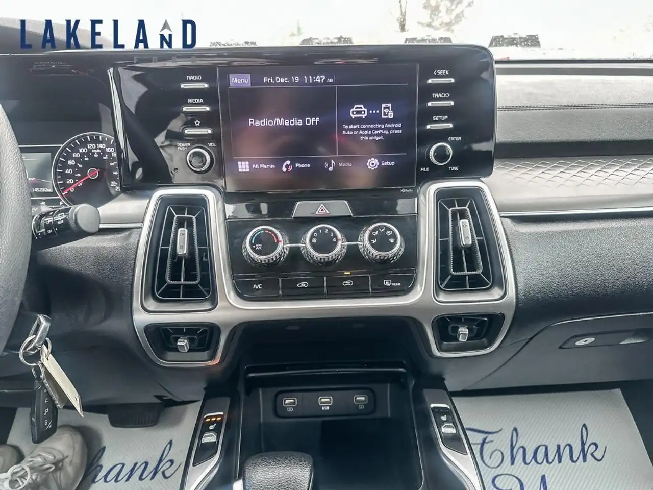 Kia Sorento снимка Kia Sorento