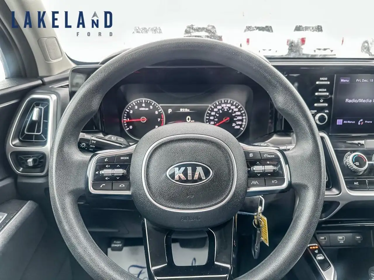 Kia Sorento снимка Kia Sorento