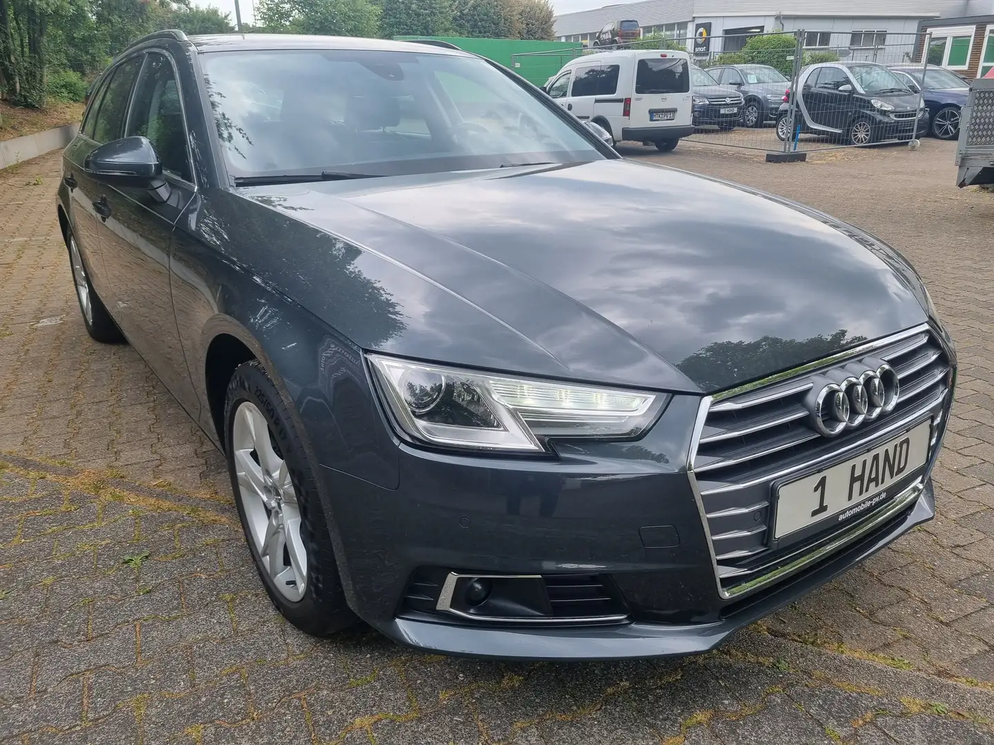 Audi A4 sport ultra*Navi*Xenon*S-Line*PDC*RFK* Grau - 2