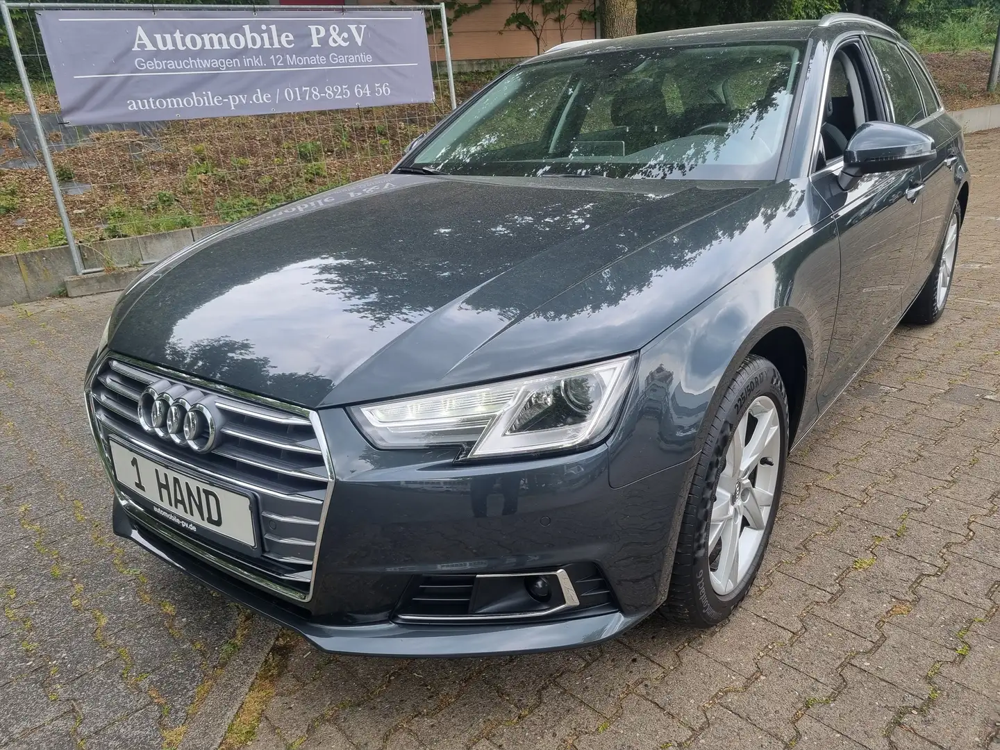 Audi A4 sport ultra*Navi*Xenon*S-Line*PDC*RFK* Grau - 1