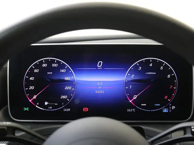 Mercedes-Benz C-Class view 11