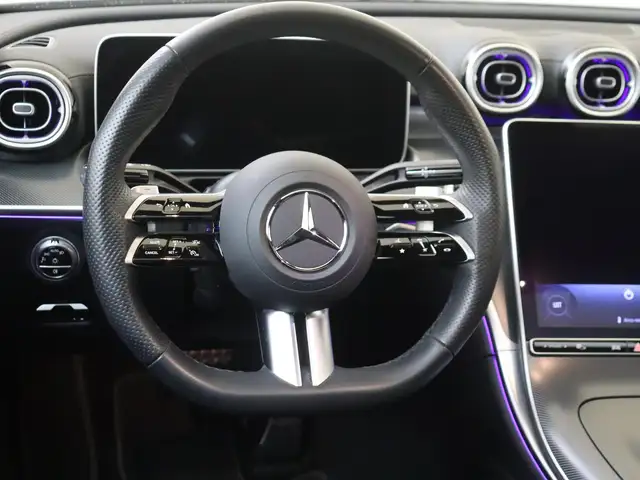 Mercedes-Benz C-Class view 10