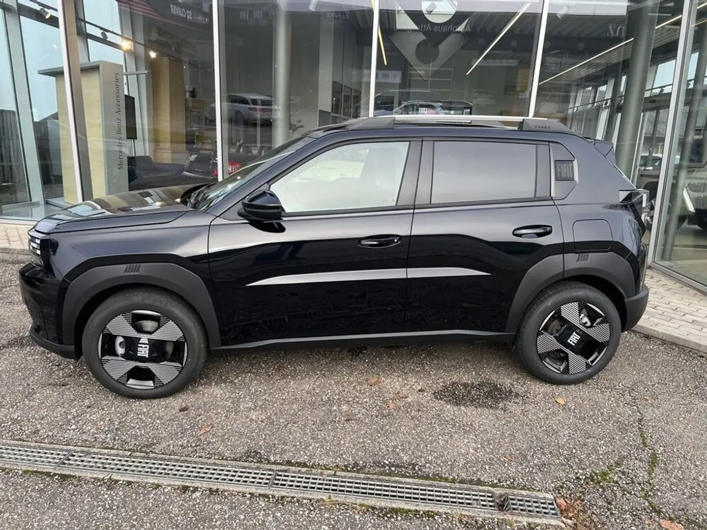 Fiat Grande Panda °La Prima° °ATTERGAU-ANGEBOT° Schwarz - 2