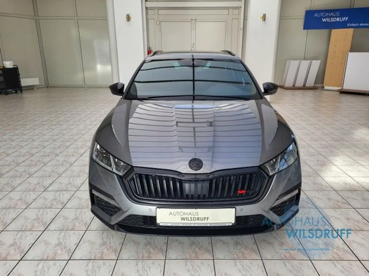 Skoda Octavia Combi RS 2.0 TSi PANO AHK SIDE LANE ACC Gris - 2