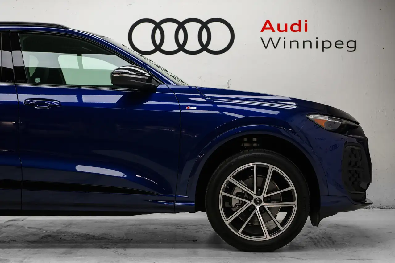 Audi Q5 снимка Audi Q5