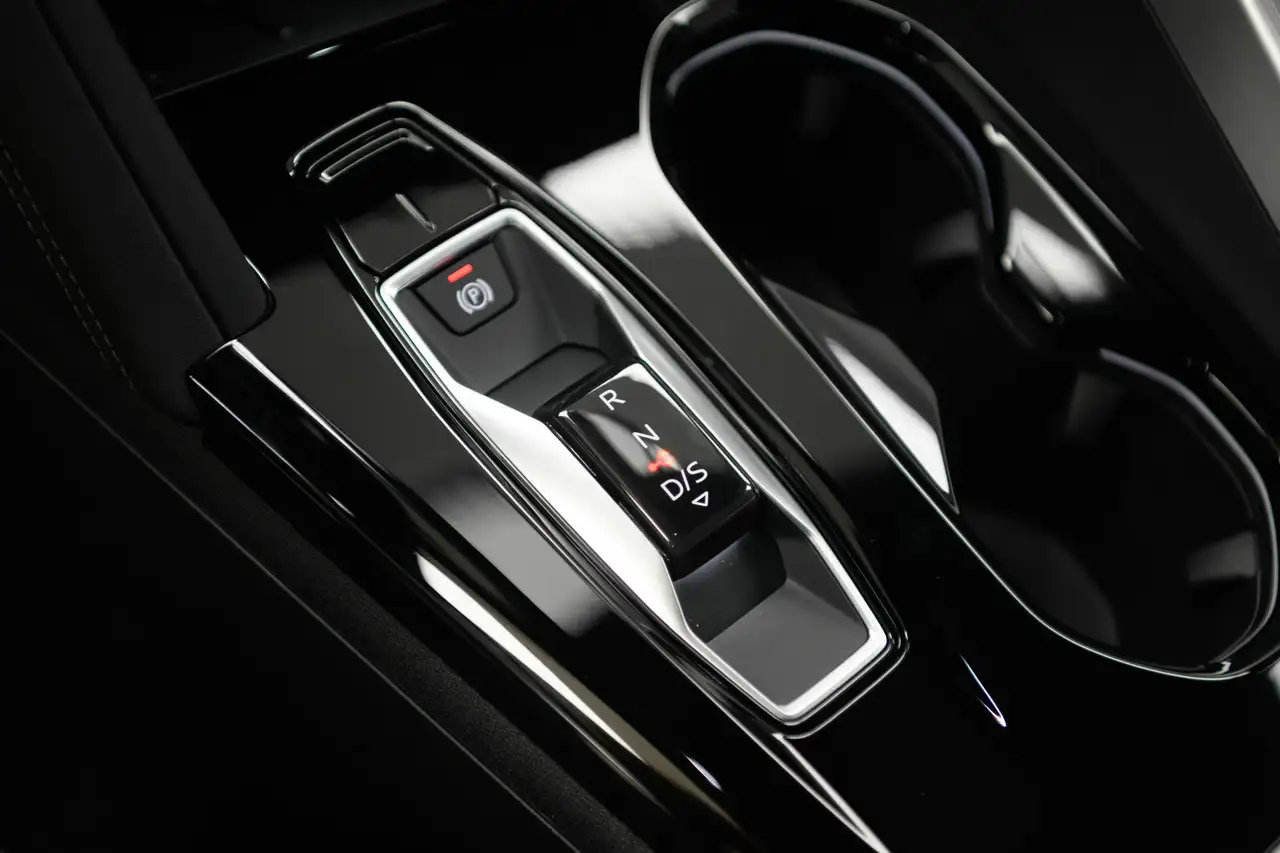 Audi Q5 снимка Audi Q5