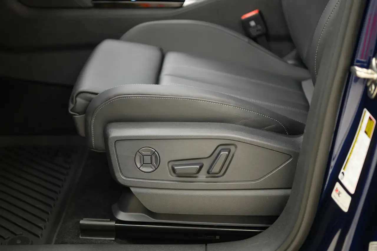 Audi Q5 снимка Audi Q5