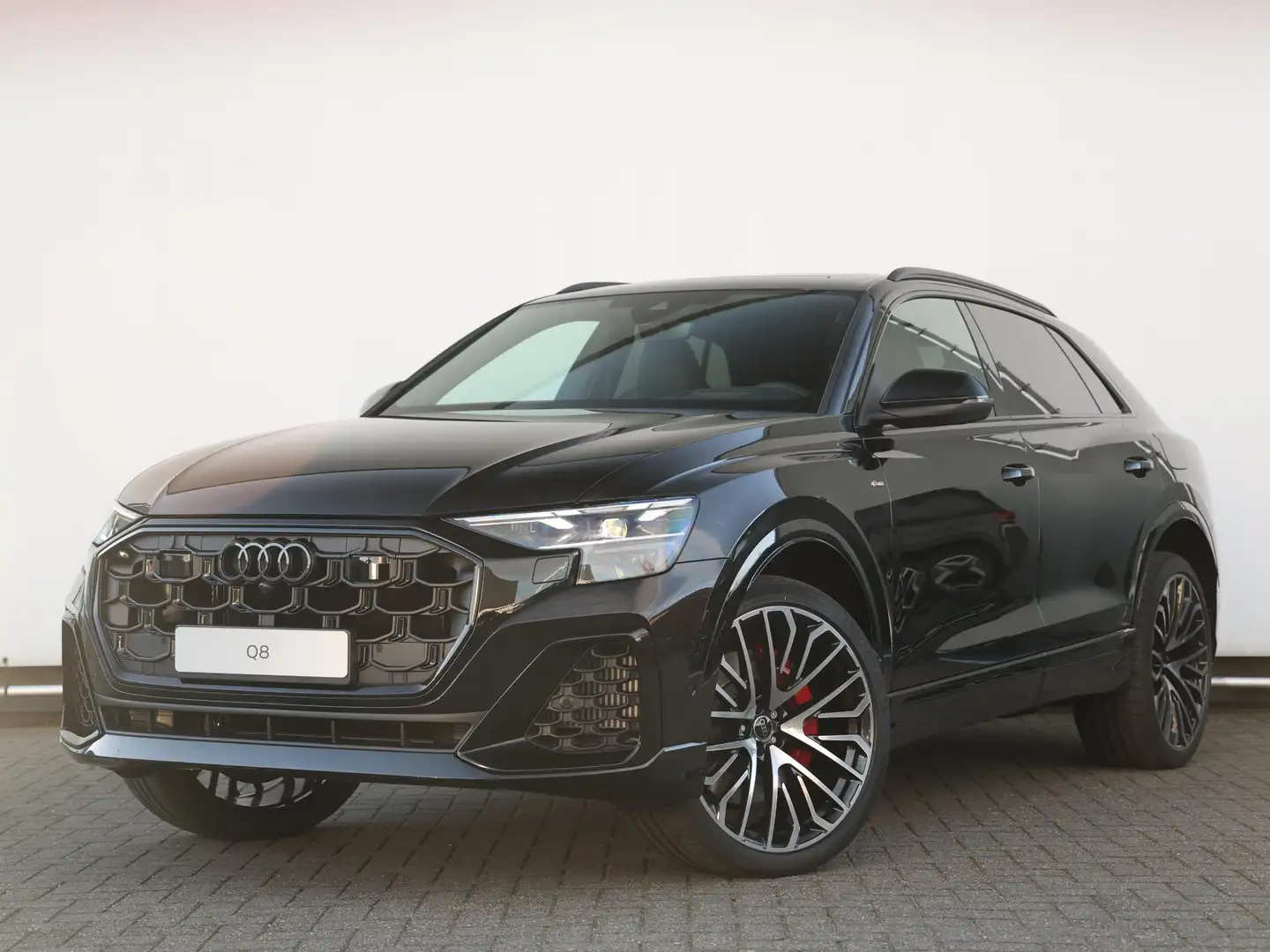 Audi Q8 Pro Line S 55 TFSI e 290 kW / 394 PK SUV 8 versn. Zwart - 1