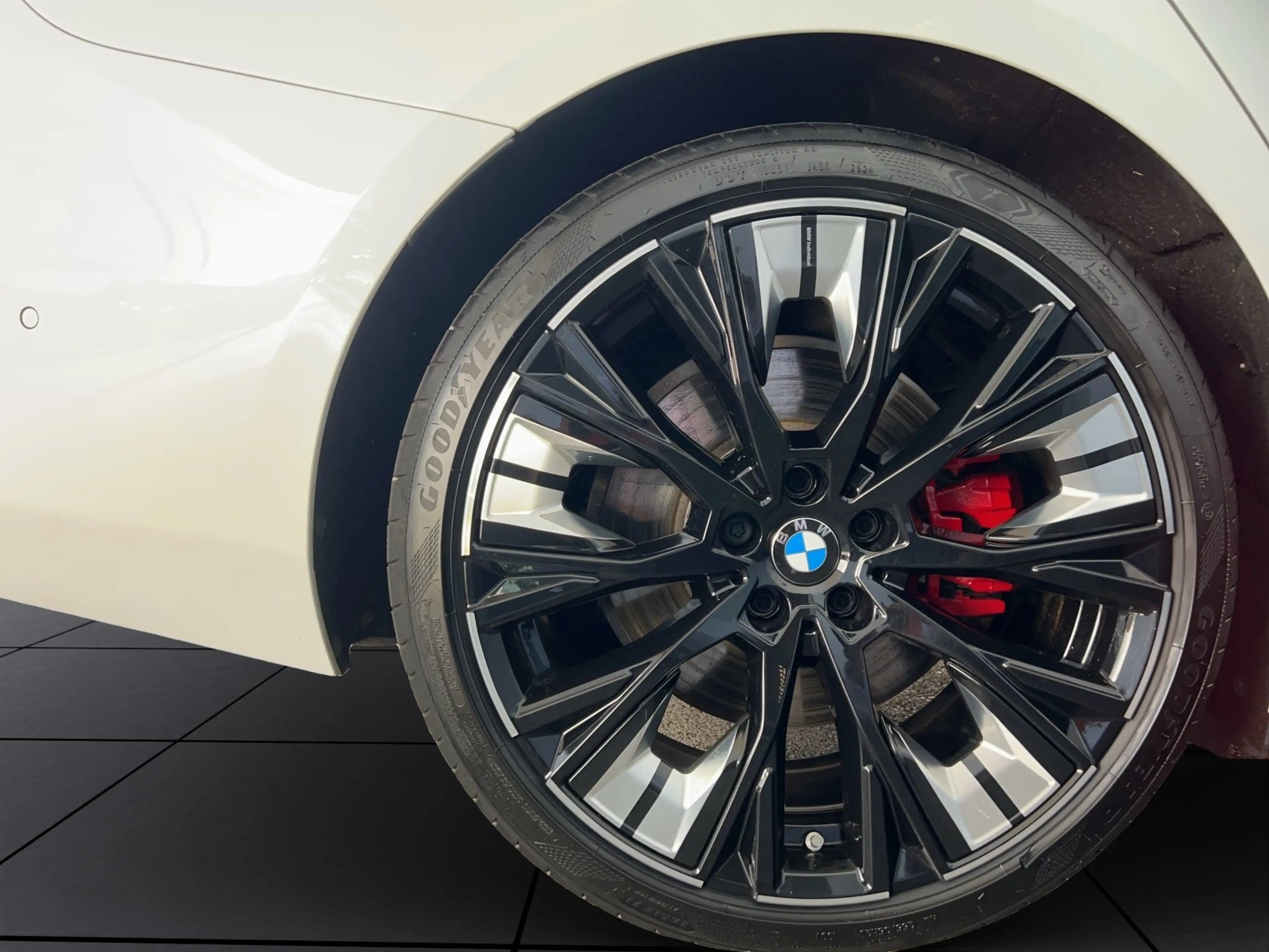 BMW i4 M50 xDrive M-Pro adapLED 360° eGSD Keyless — photo 5