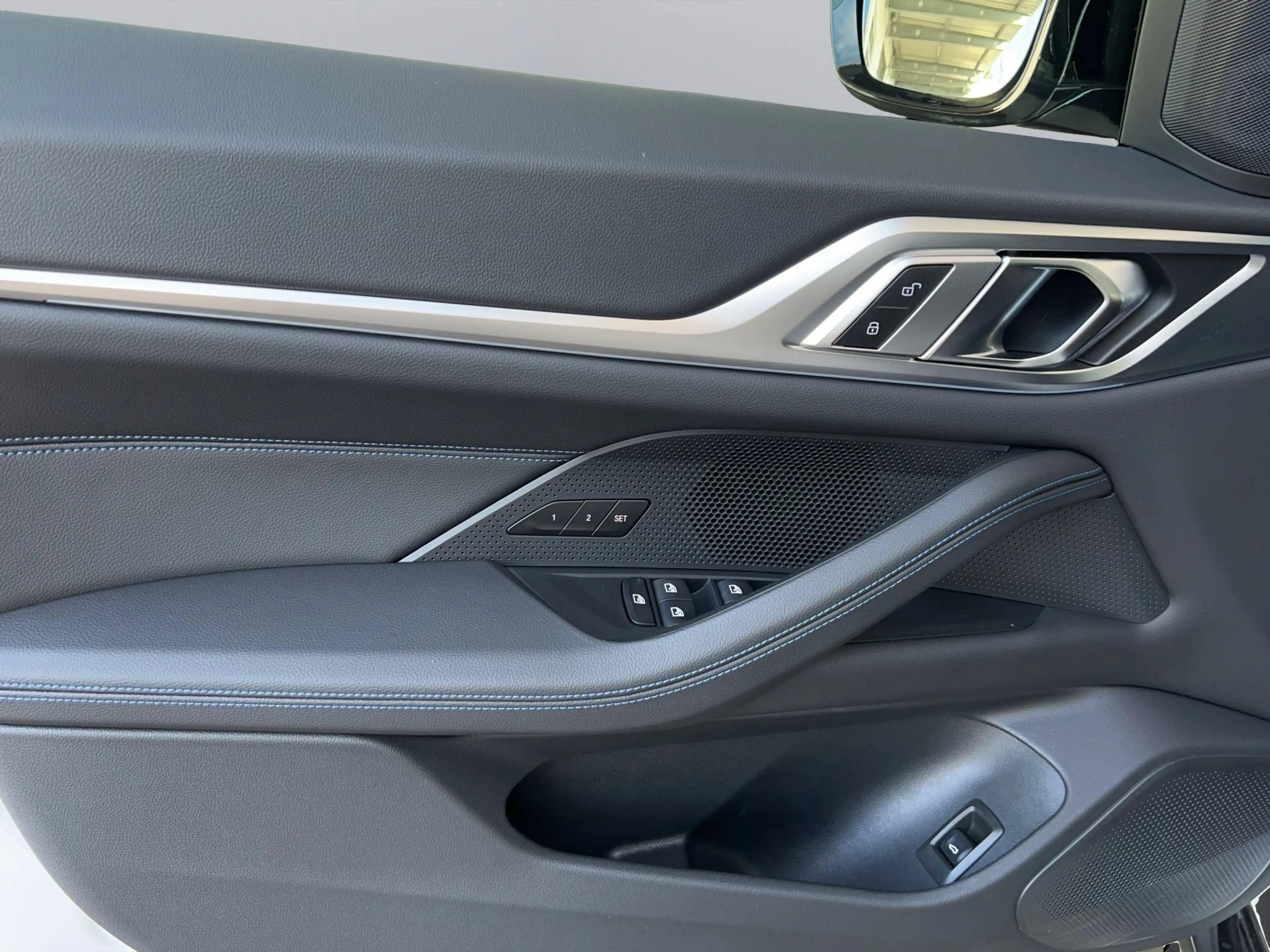 BMW i4 M50 xDrive M-Pro adapLED 360° eGSD Keyless — photo 14