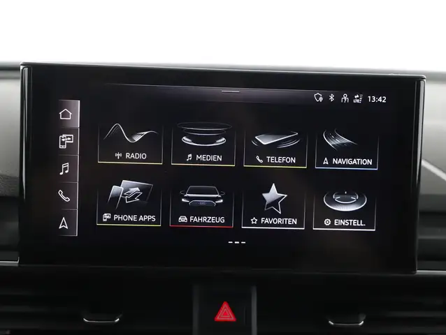 Audi A4 view 15
