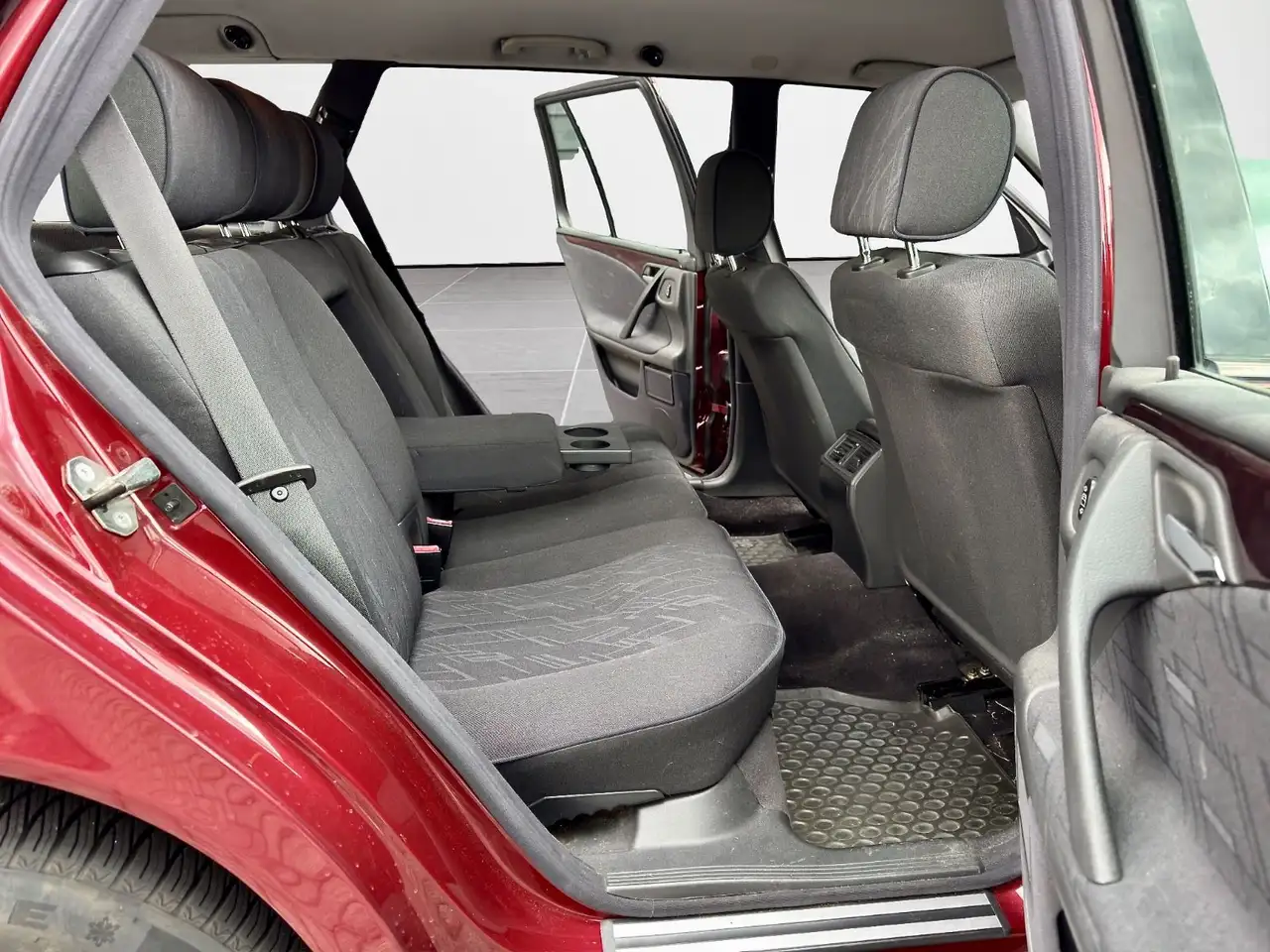 Mercedes-Benz E 220 T CDI AUTOM*XENON*PDC*STANDHEIZ*TÜV NEU*, foto 8