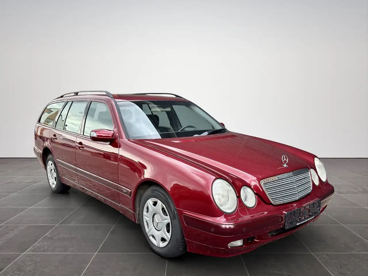 Mercedes-Benz E 220 T CDI AUTOM*XENON*PDC*STANDHEIZ*TÜV NEU*, foto 2