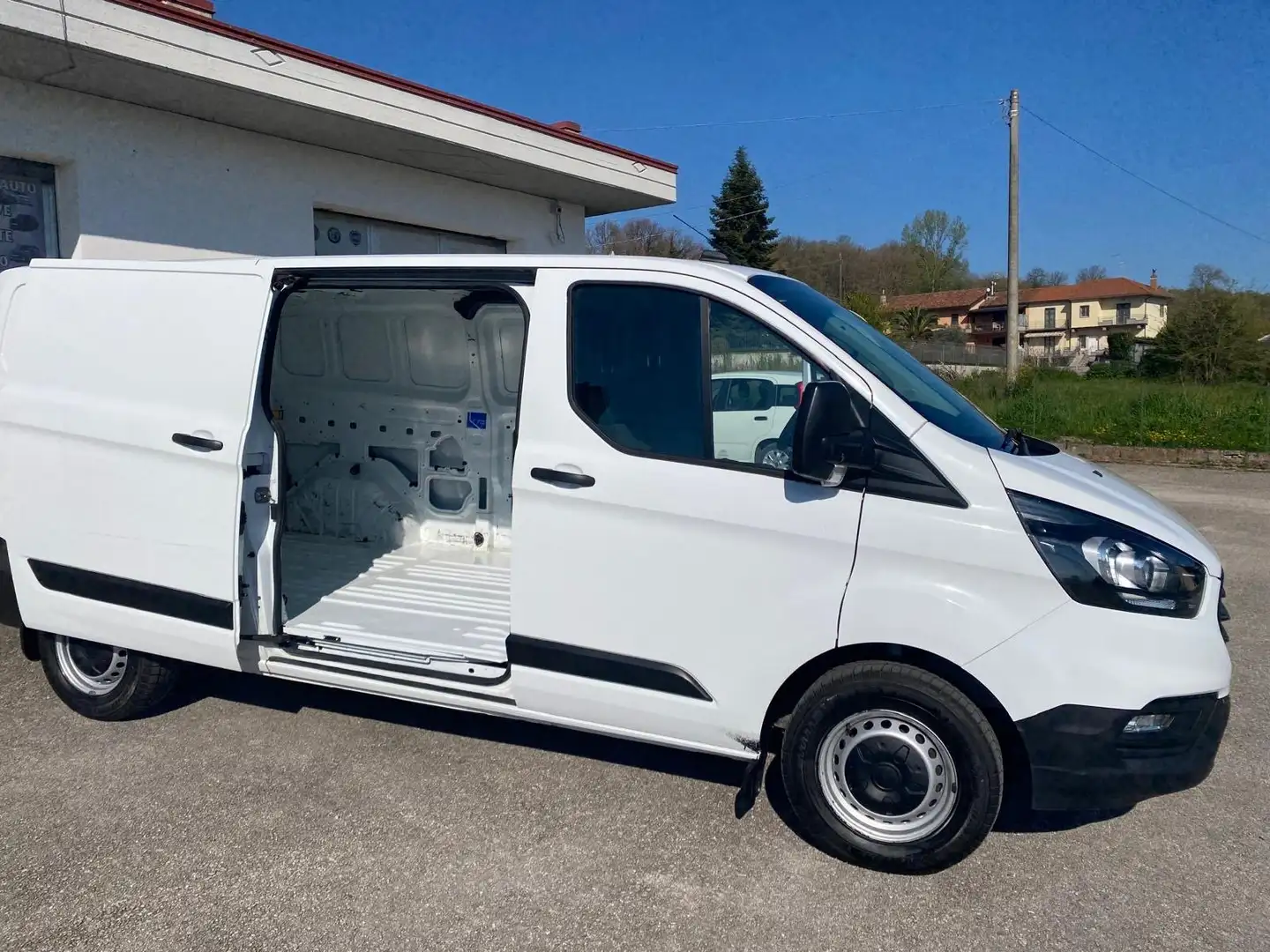 Ford Transit Custom 300 l2h1 entry 2.0 tdci 105 cv Bianco - 2