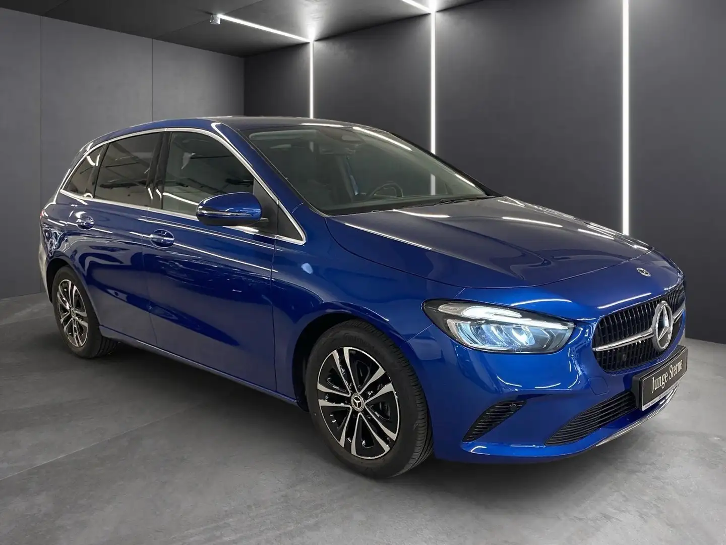 Mercedes-Benz B 200 Progressive *AHK*Distronic*Totwink*Memory* Schwarz - 2
