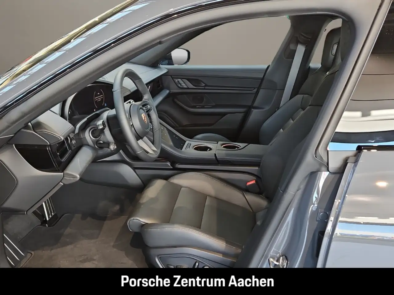 Porsche Taycan Black Edition InnoDrive Head-Up 21-Zoll 12