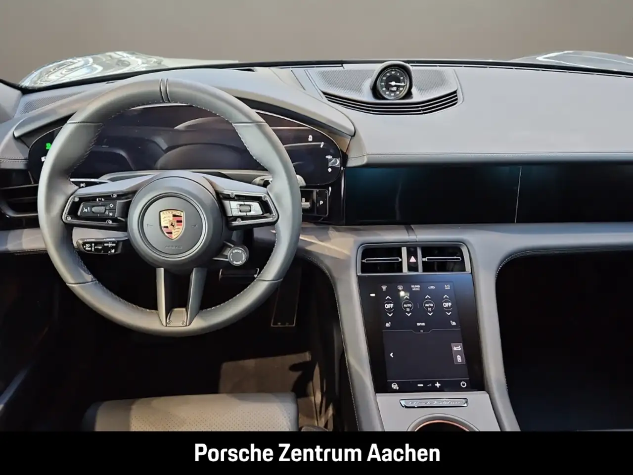 Porsche Taycan Black Edition InnoDrive Head-Up 21-Zoll 11