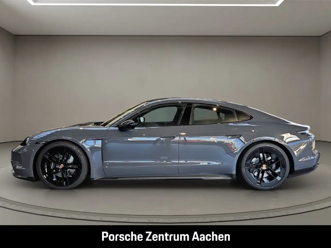 Porsche Taycan Black Edition InnoDrive Head-Up 21-Zoll 2