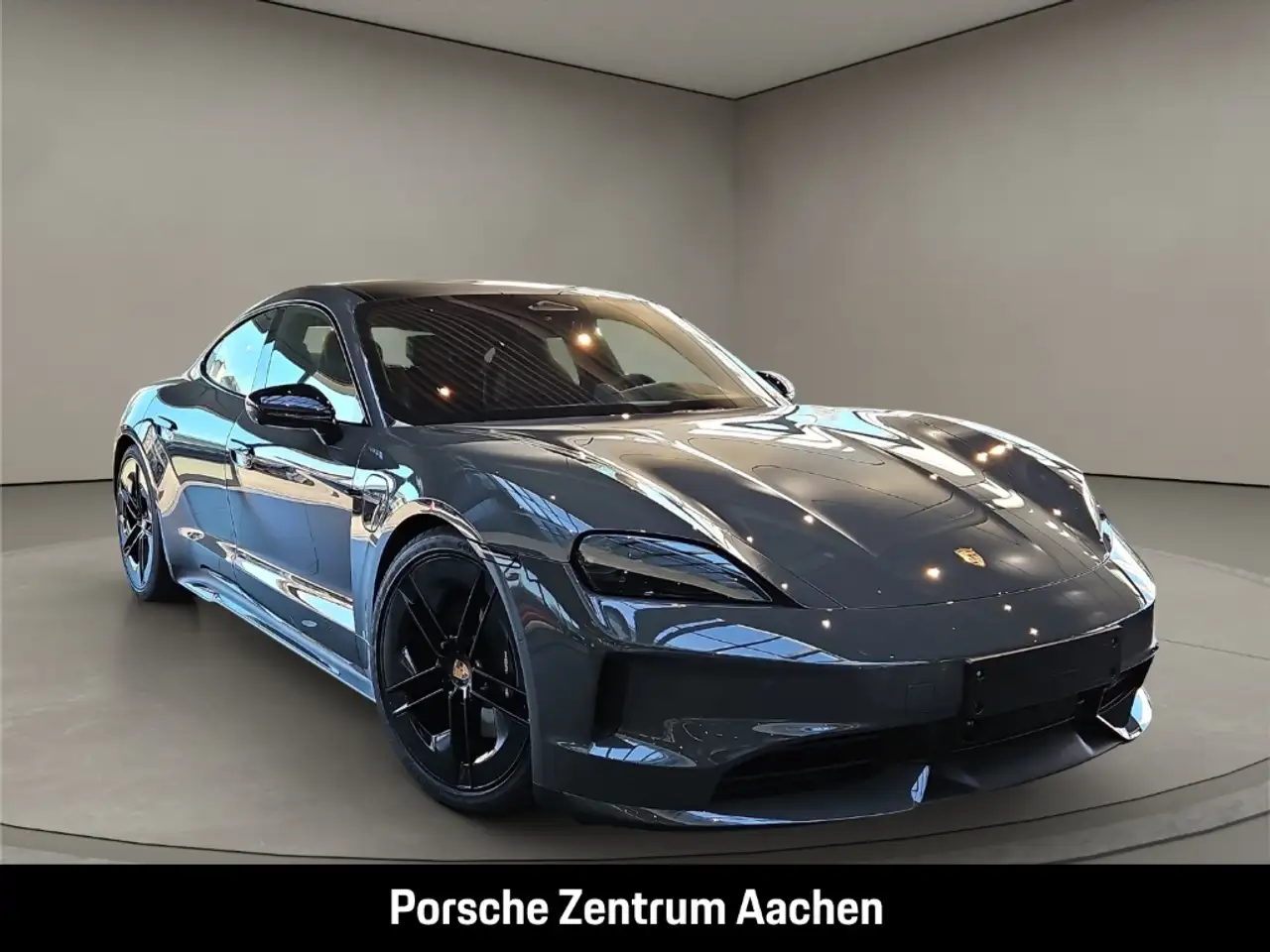 Porsche Taycan Black Edition InnoDrive Head-Up 21-Zoll 8