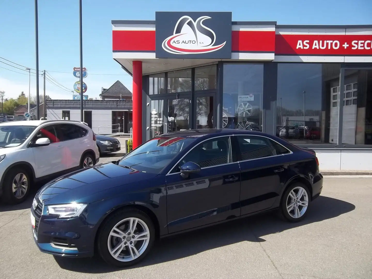 Audi A3 Limousine 4p 30 TDi 115cv (EU6d-TEMP)17348€+TVA Azul - 1