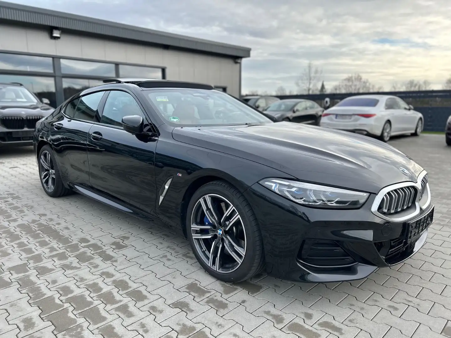 BMW 840 GC 840xd M Sport -Bicolour-Softcl.-Pano-Integral Schwarz - 1