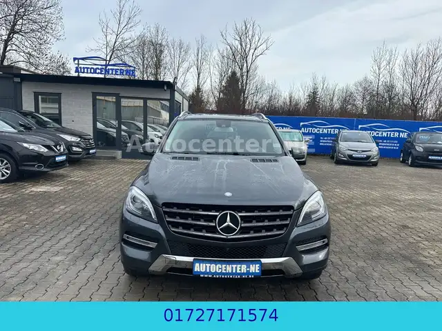 Mercedes-Benz ML 350 CDI BlueTEC 4Matic/Navi/Panorama/Kamera/