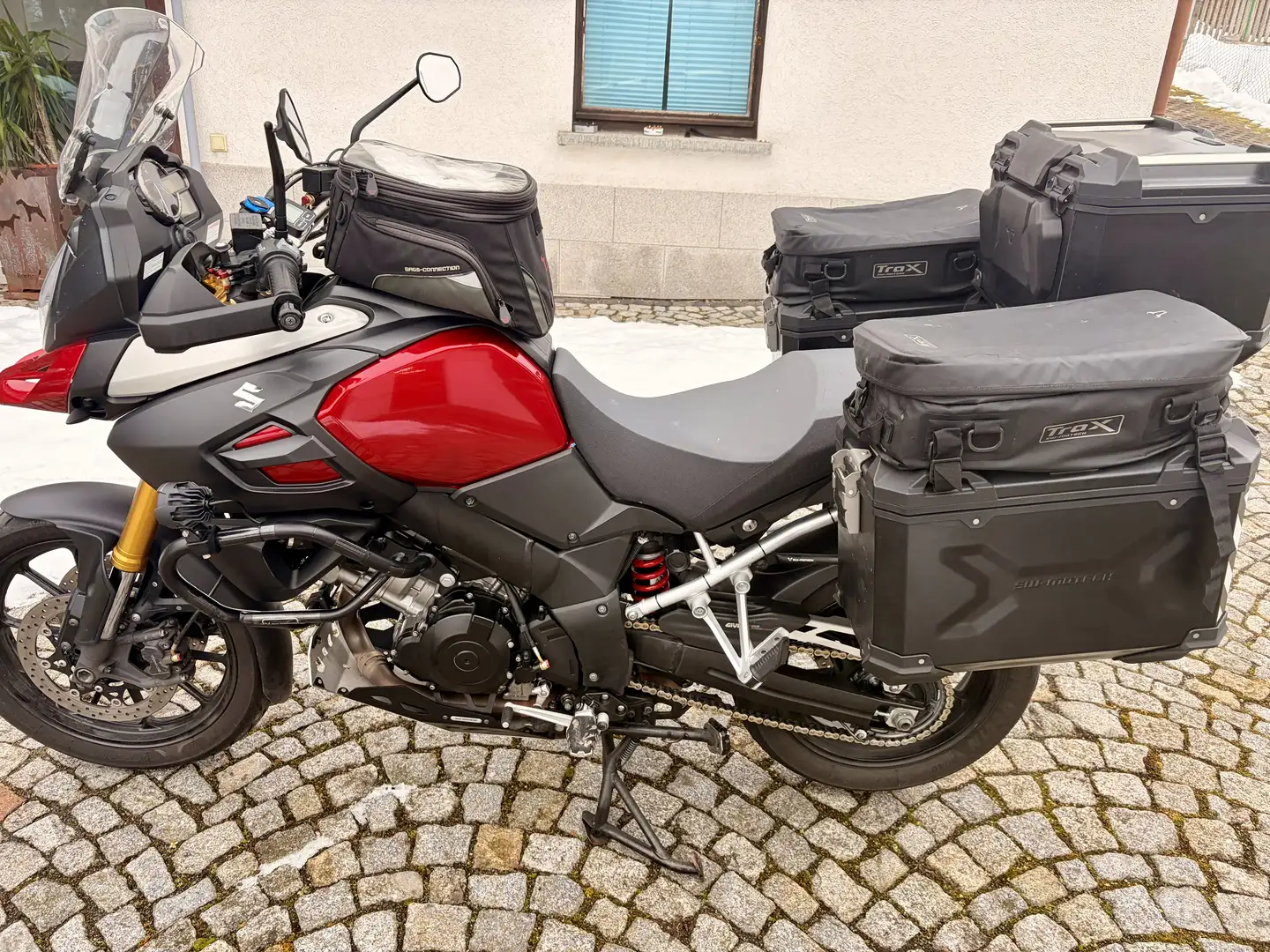 Suzuki V-Strom 1000 Rojo - 1
