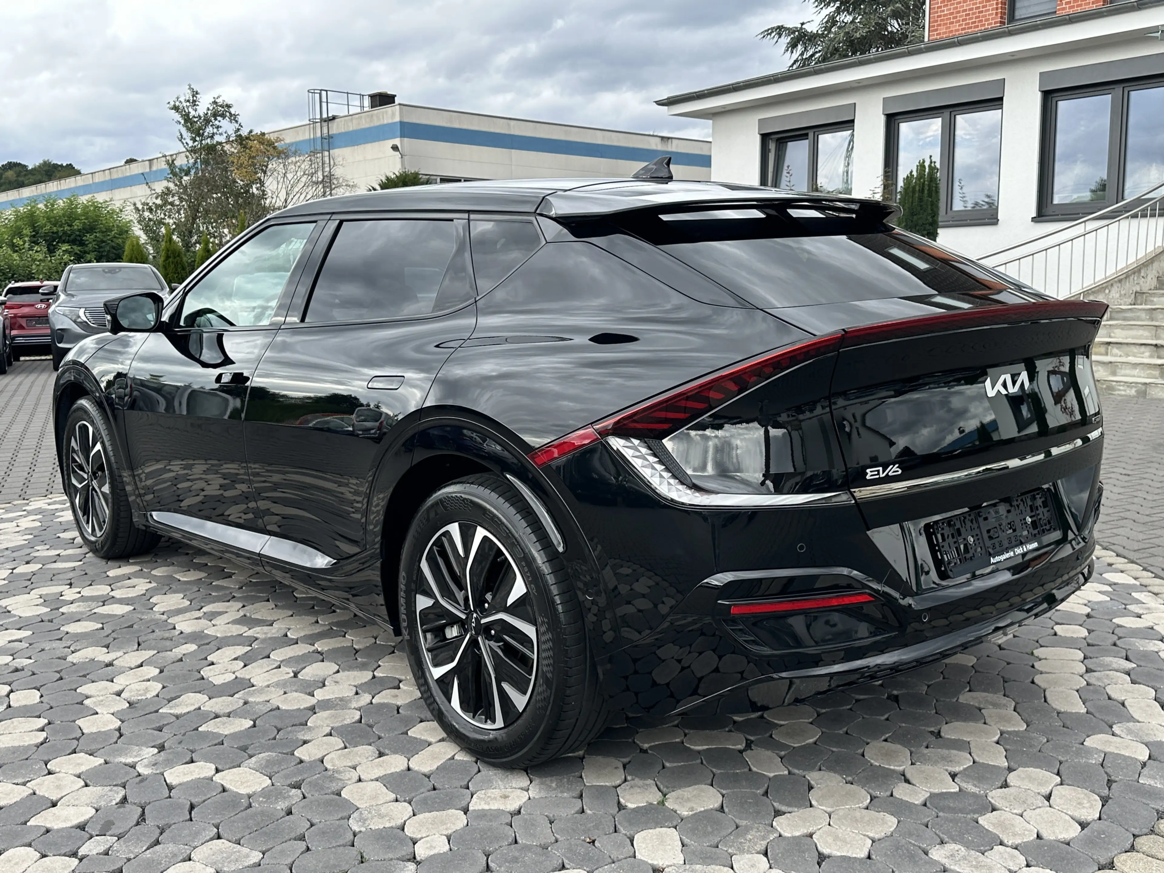 Kia EV6 GT-Line LED PANO HUD MEMO 360° AHK 77,4KWh — photo 6