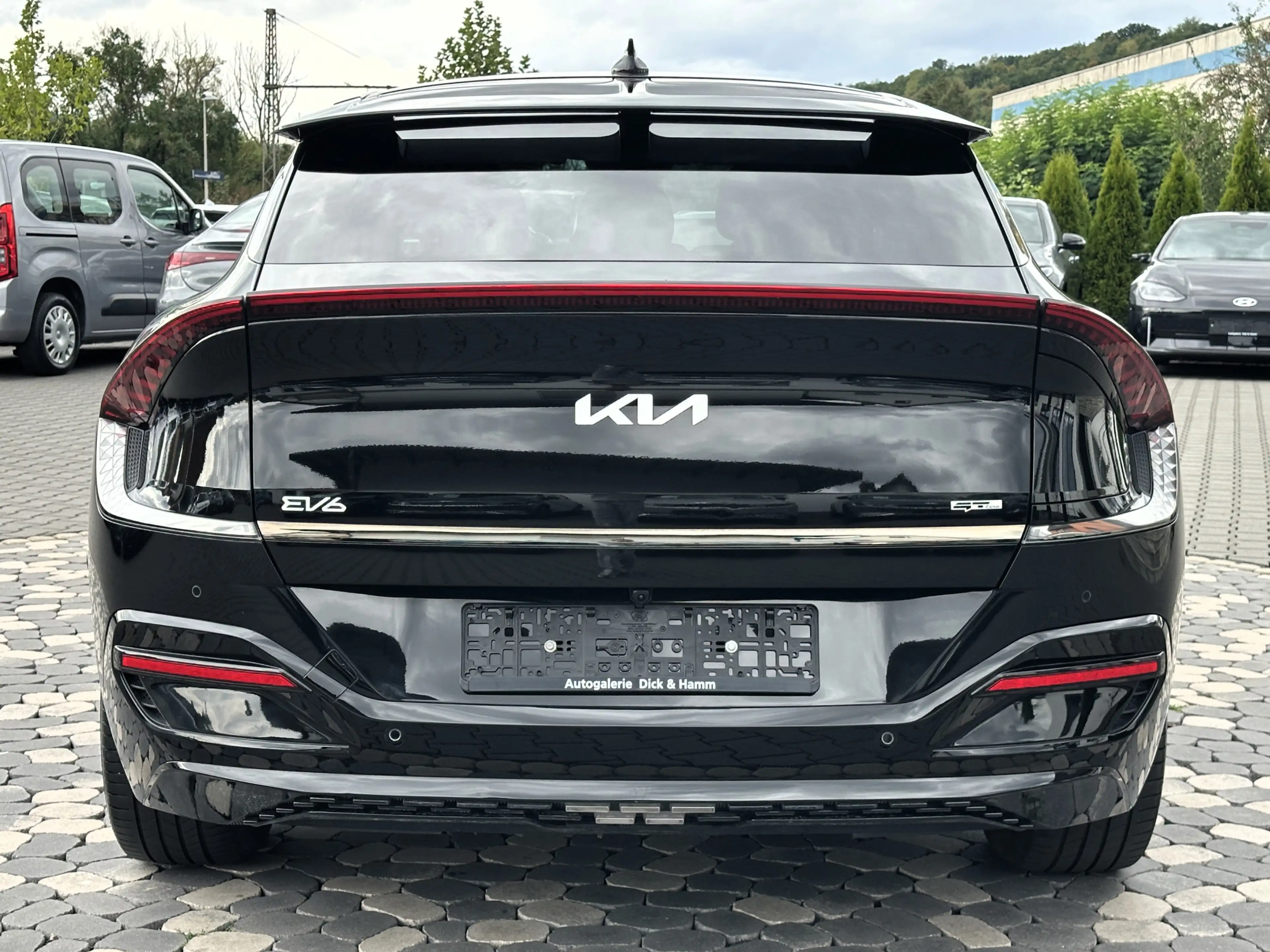 Kia EV6 GT-Line LED PANO HUD MEMO 360° AHK 77,4KWh — photo 7