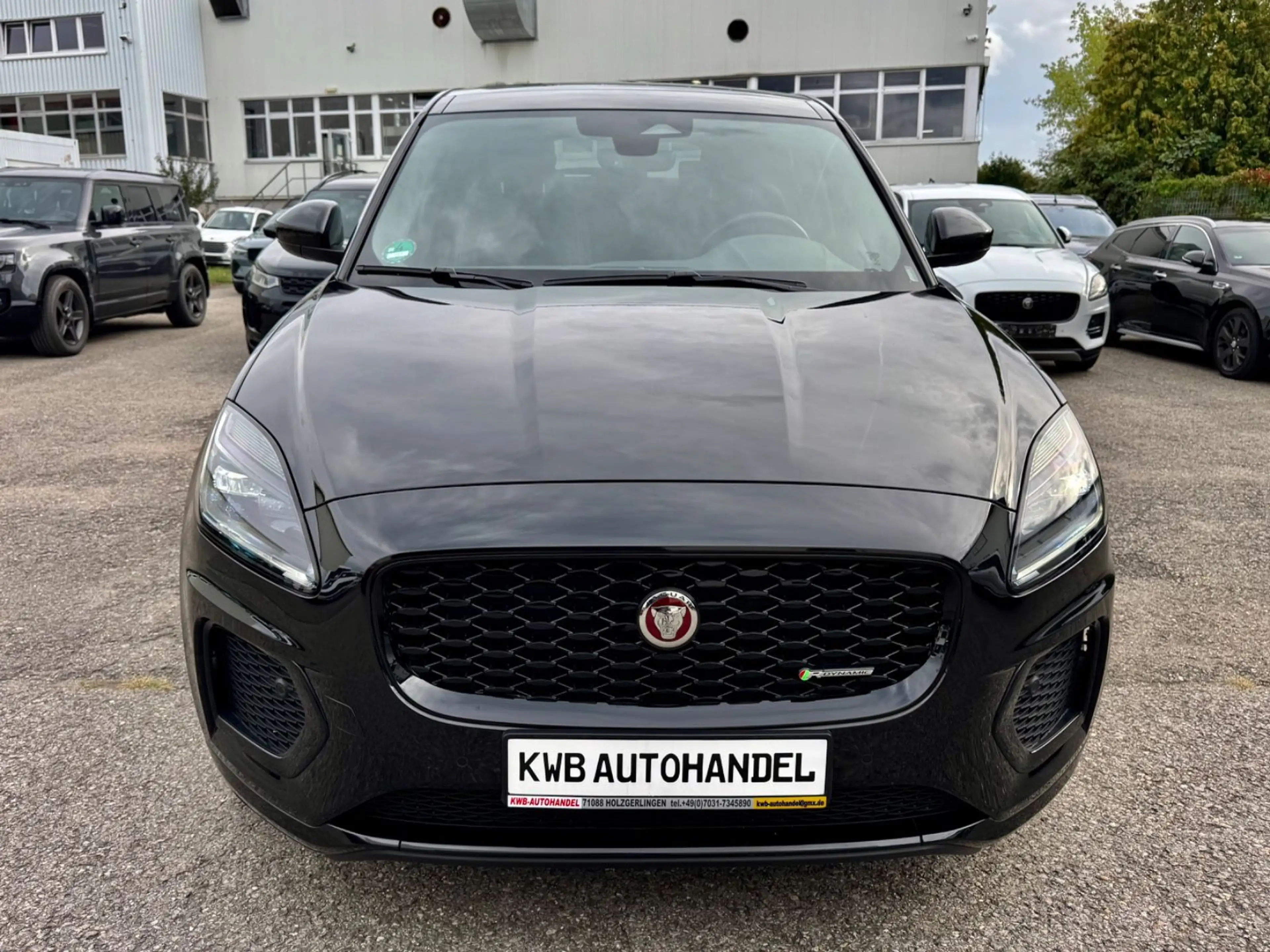 Jaguar E-Pace E-PACE R-Dynamic HSE AWD — photo 8