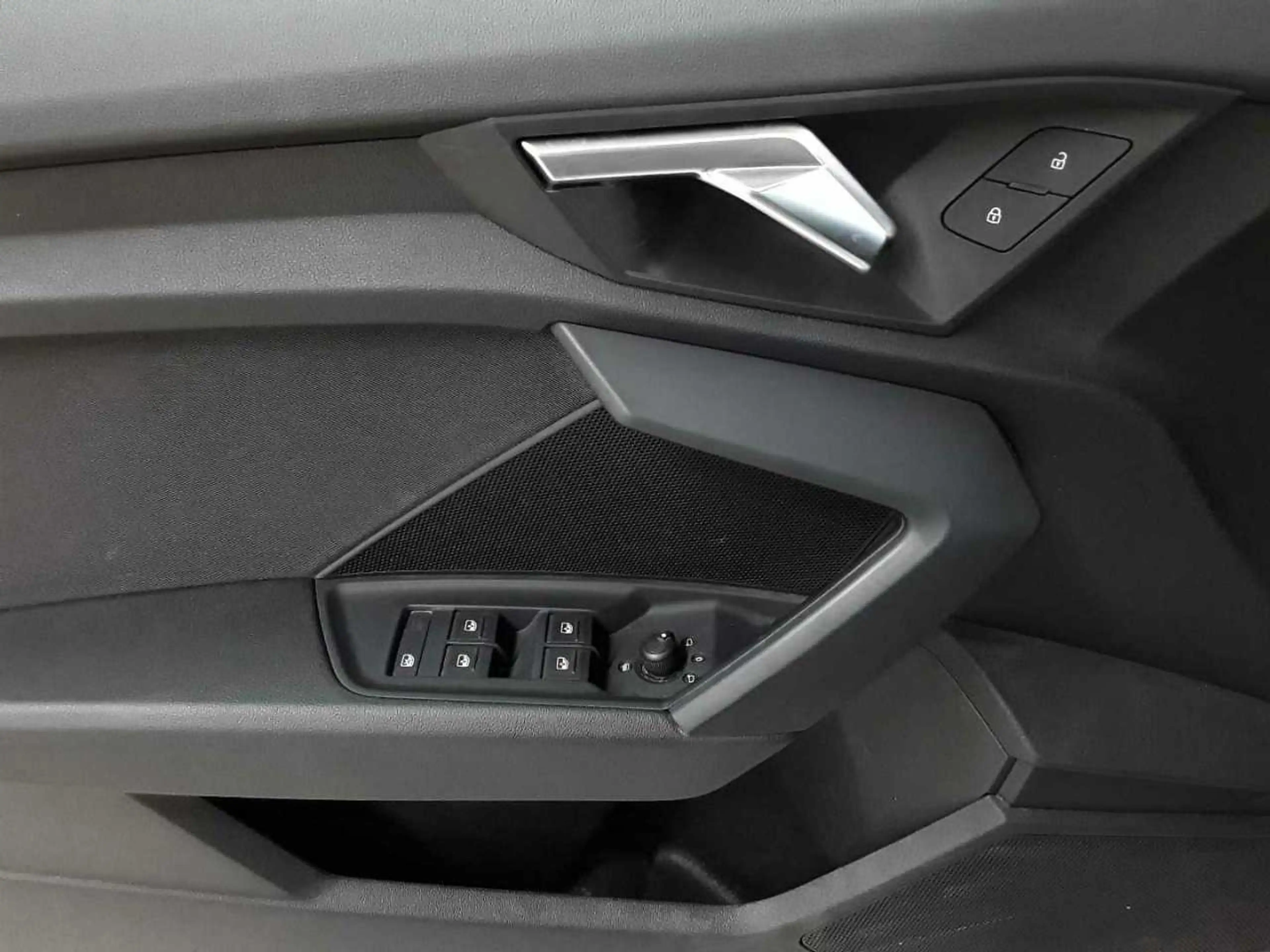 Audi A3 A3 35 TDI Sportback S tronic Navi SHZ LED — photo 14