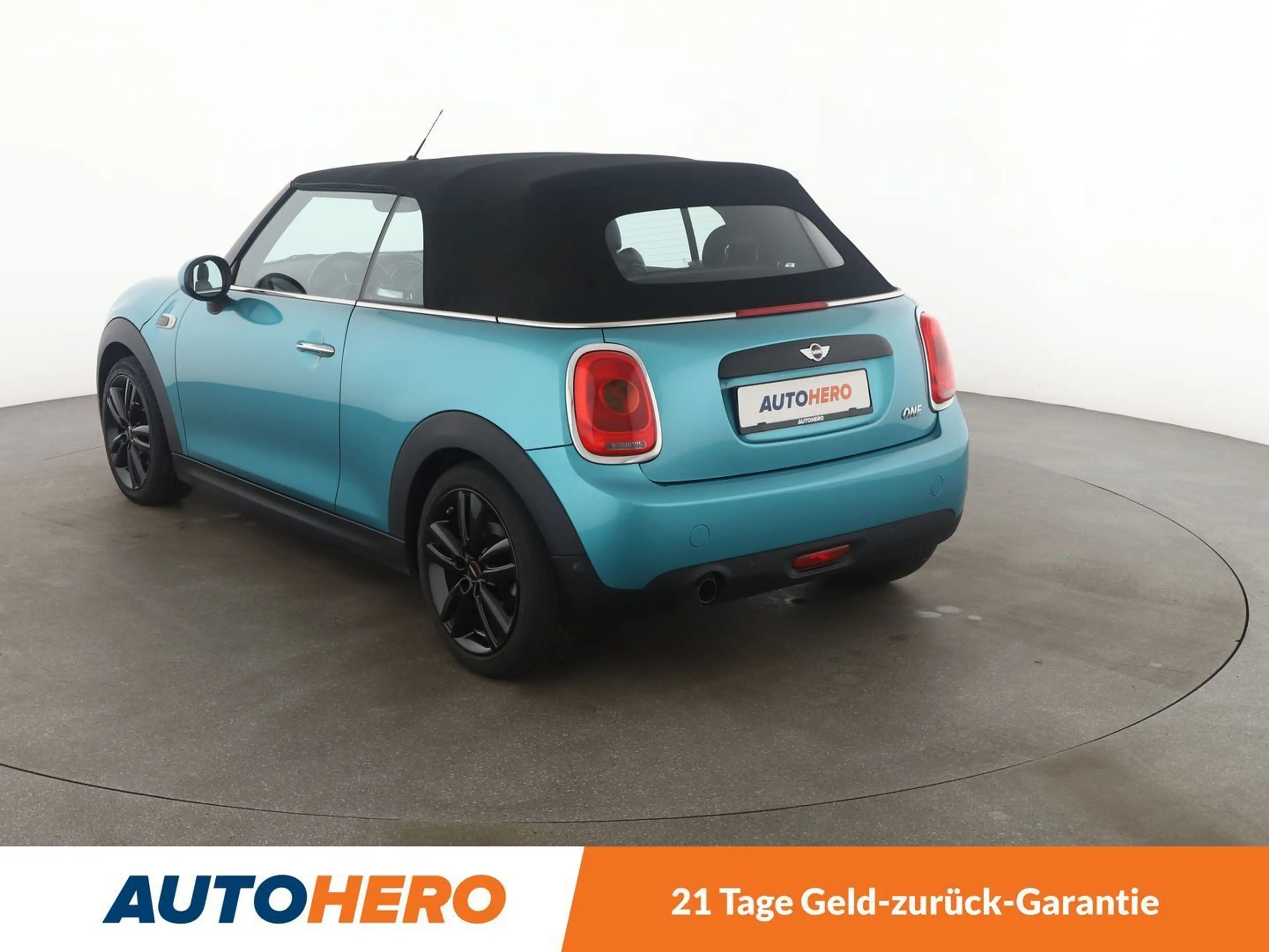 MINI One Cabrio One *TEMPO*PDC*SHZ*KLIMA* — photo 4