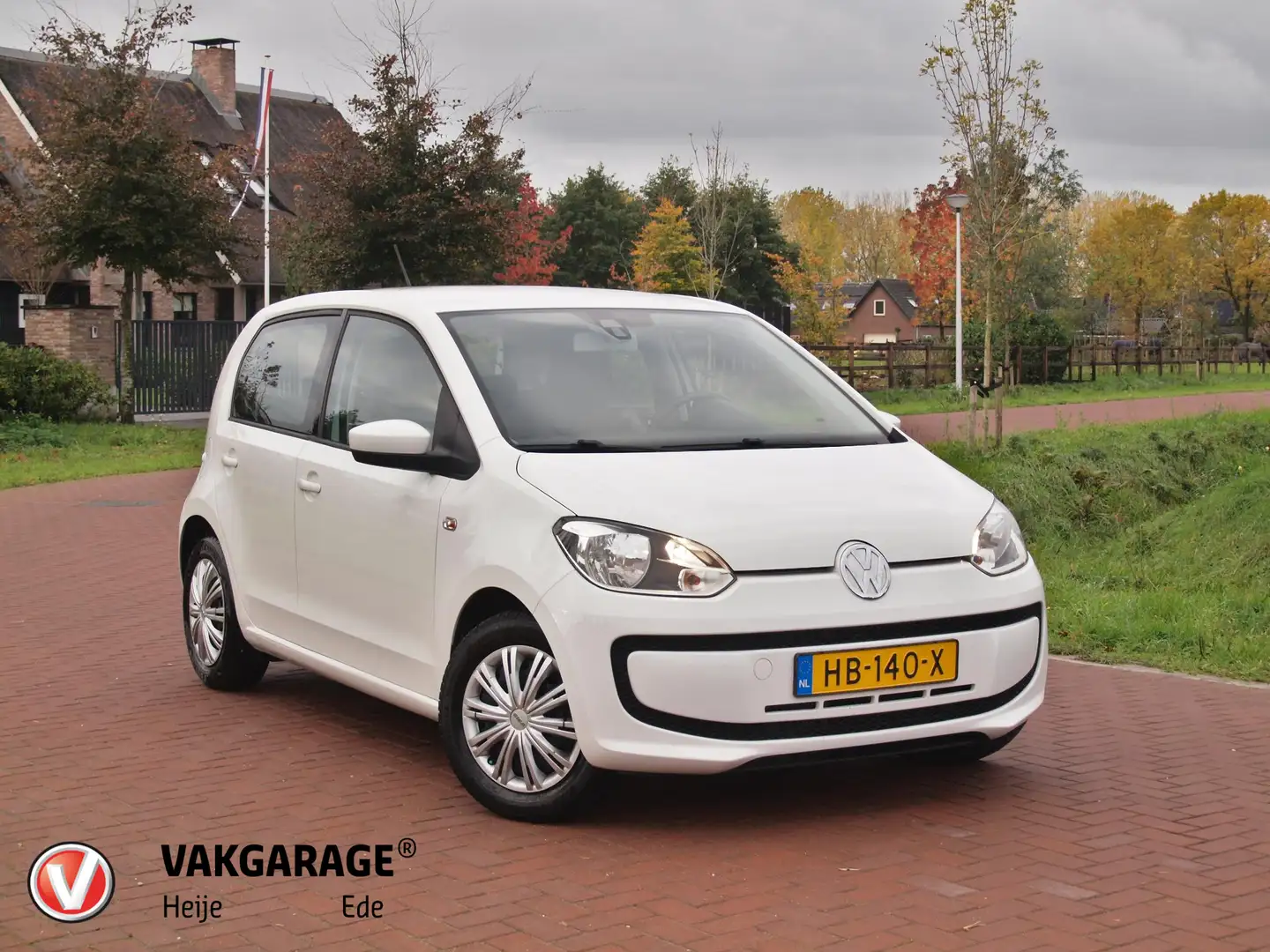 Volkswagen up! 1.0 move up! BlueMotion | Navigatie | Bluetooth | Blanc - 1