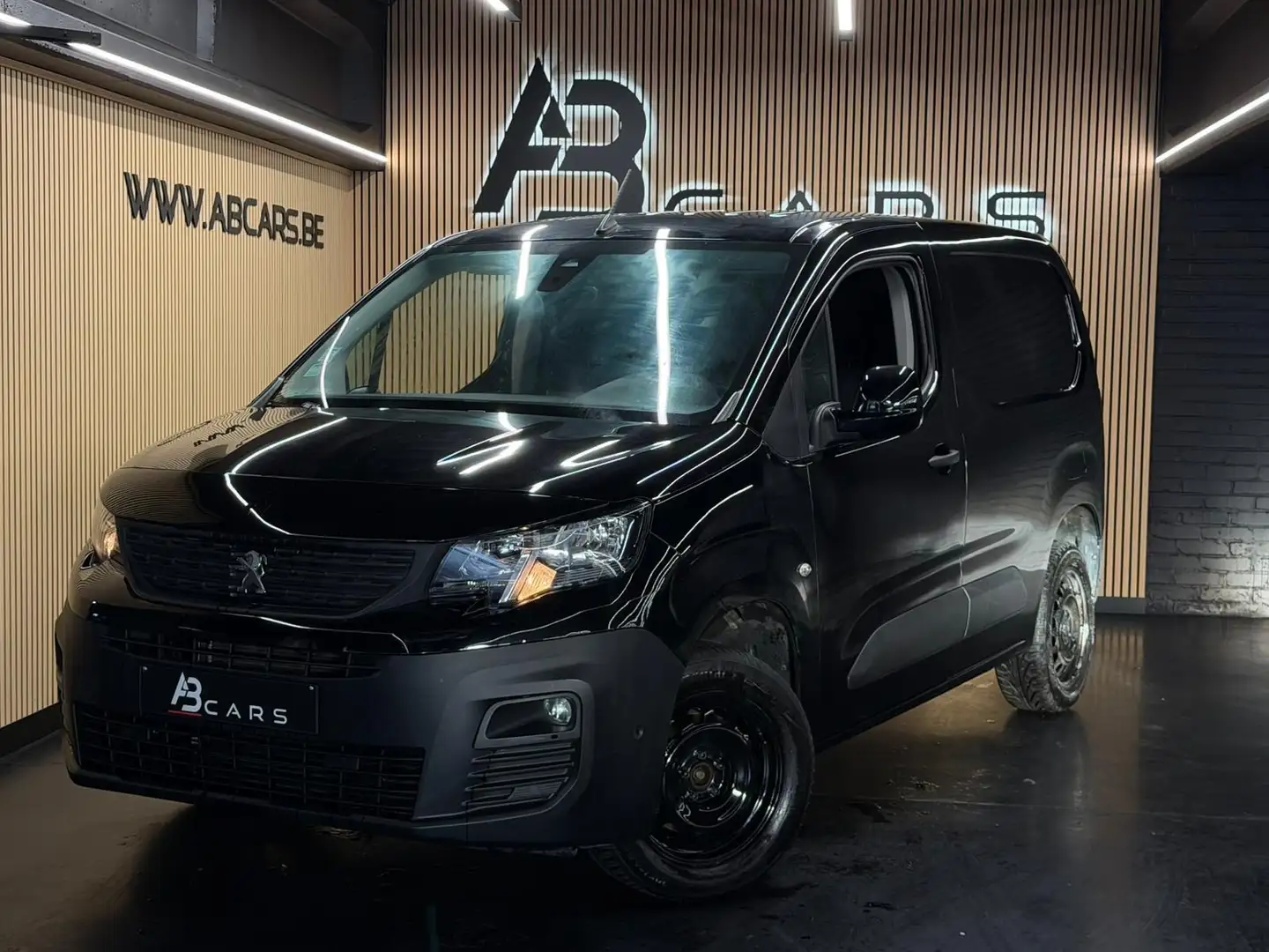 Peugeot Partner 1.5 BlueHDi L1 * GARANTIE 12 MOIS * BOITE AUTO * Noir - 1