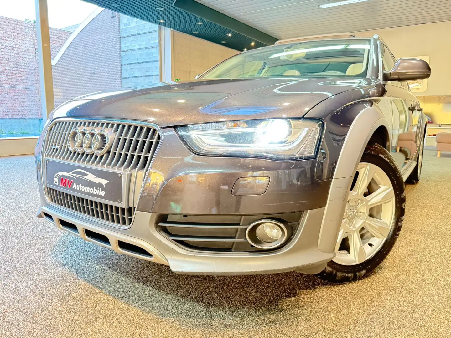 Audi A4 allroad 2.0TDI Quattro S tronic * Euro 6b * Toit Pano * Ac Gris - 1