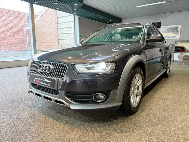 Audi A4 allroad 2.0TDI Quattro S tronic * Euro 6b * Toit Pano * Ac