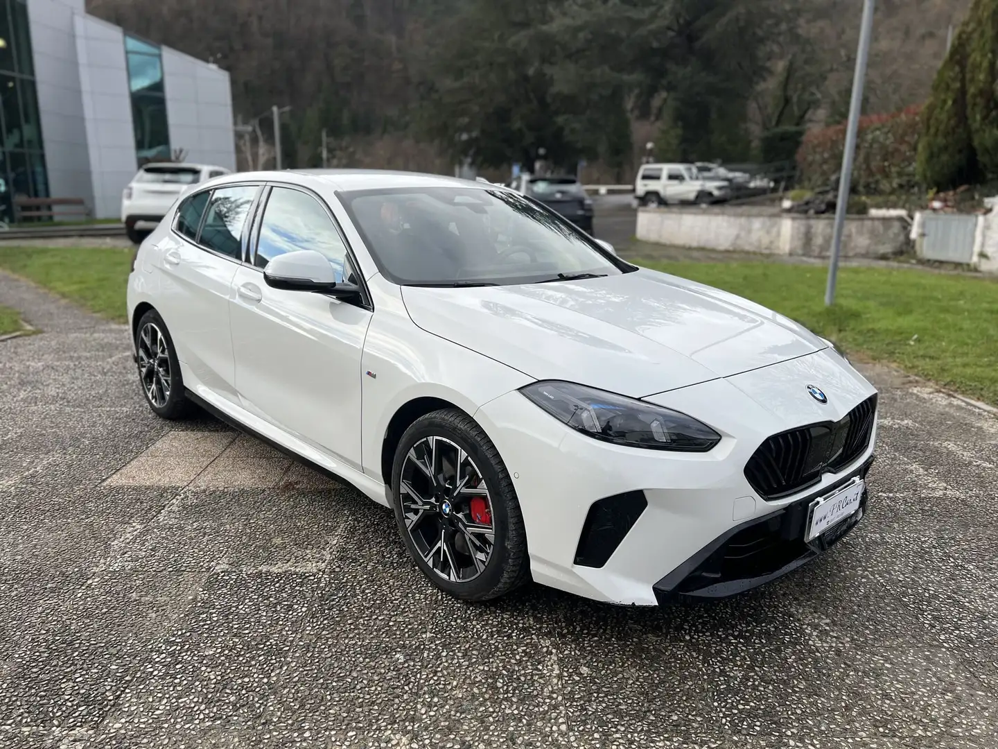 BMW 118 118d MSport Pro Weiß - 1