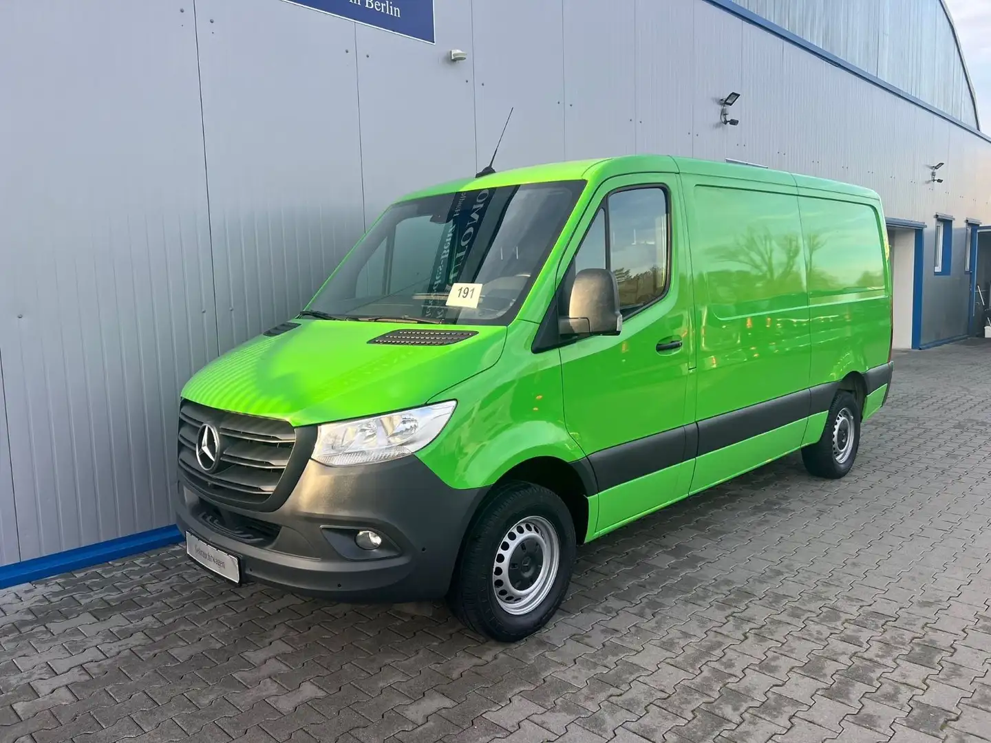 Mercedes-Benz Sprinter 316 LANG 7G-TRONIC TOTWINKEL 360°KAMERA Grün - 1