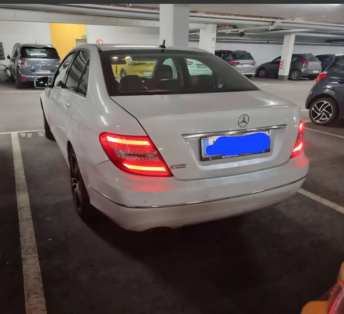 Mercedes-Benz C 180 CDI DPF (BlueEFFICIENCY) Avantgarde - 2