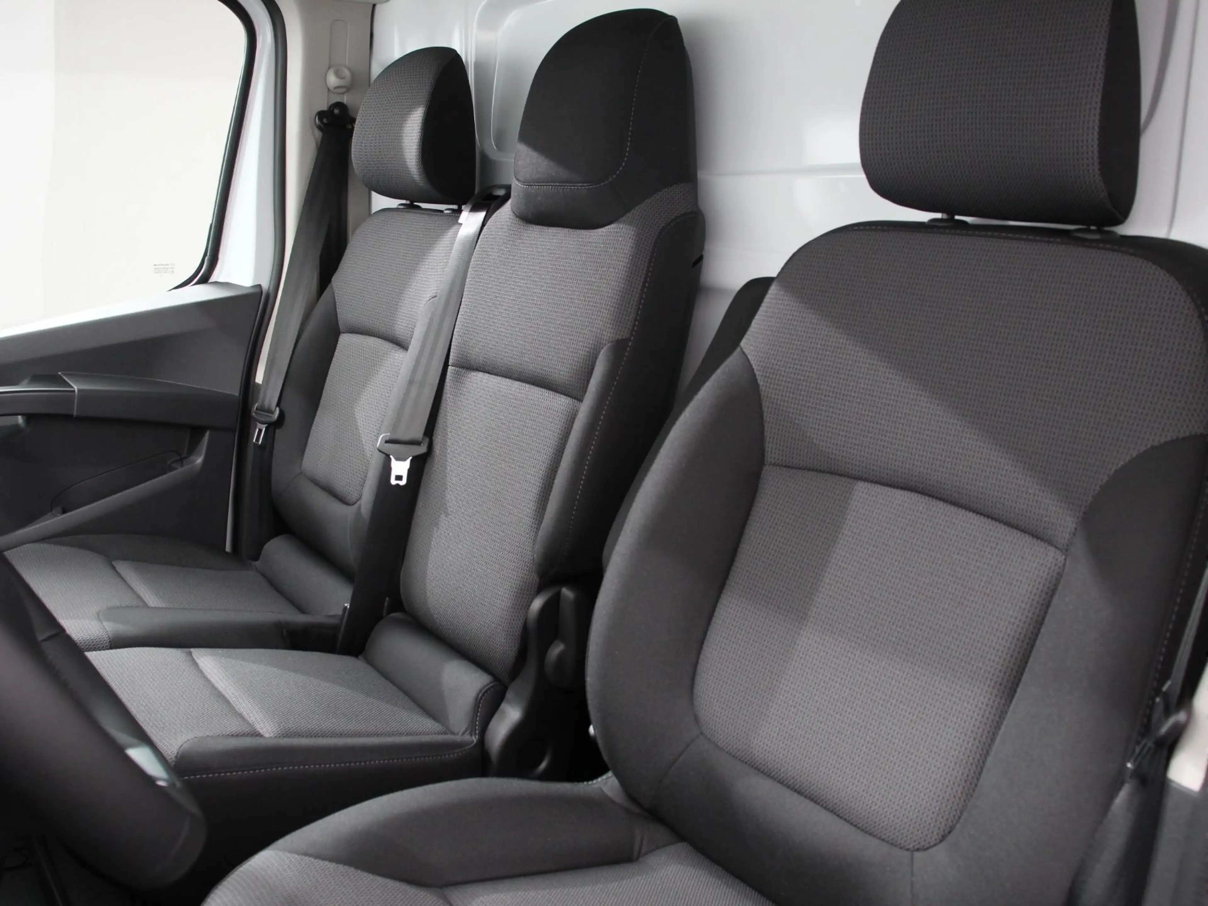 Renault Trafic 2.0 Blue dC1 150PK T30 L2H1 Advance Automaat Navig — photo 8